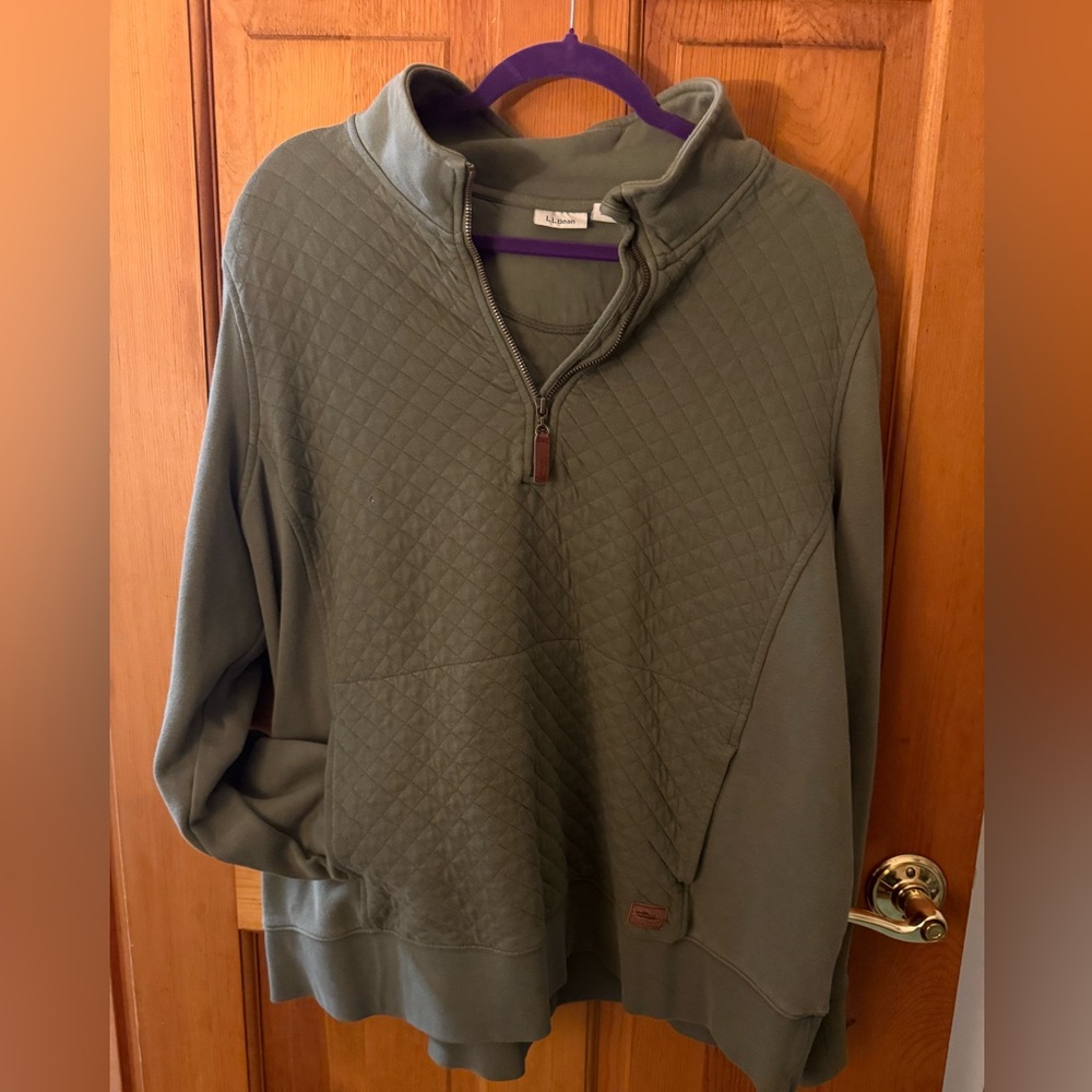 Women’s Quilted Olive Green LLBean pullover (plus size)